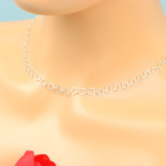 Delicate & Contemporary Necklace Chain, A Lovely Choice for Women, EVCH1825 - Picture 4 of 10